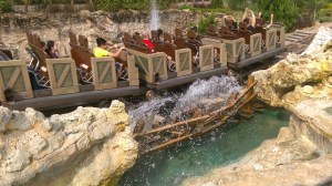 Big Grizzly Mountain Runaway Mine Cars (2)