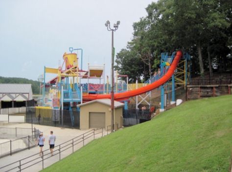 lake-lanier-islands-beach-waterpark-fun-dunker
