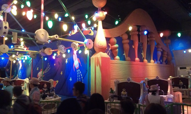 Toy Story Mania TDS Loading station