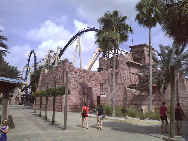 Montu Busch Gardens Tampa Waiting Line
