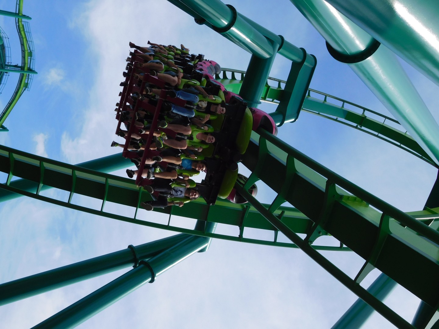A Bird of Prey lands at Cedar Point: Part 4 of our Inverted Coaster ...