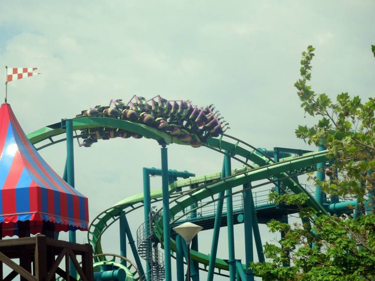 A Bird of Prey lands at Cedar Point: Part 4 of our Inverted Coaster ...