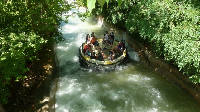 intamin-12-thunder-river-sfstl-2