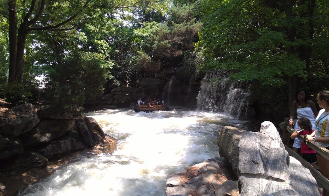 intamin-sfog-thunder-rapids