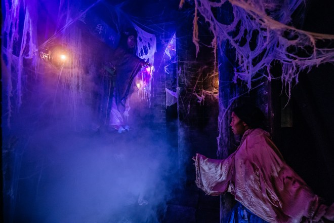 Palace of Death_06.jpg