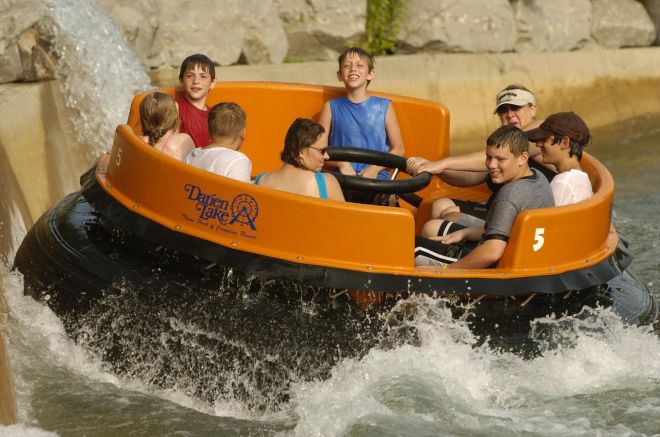 Six Flags Darien Lake , July 15, 2005 .  (PHOTO/harry scull jr)