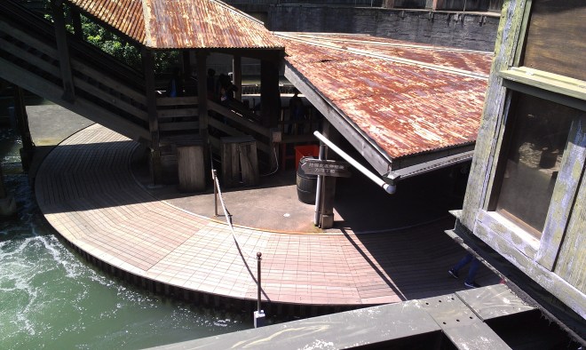 intamin-big-canyon-rapids-ride-leofoo-3