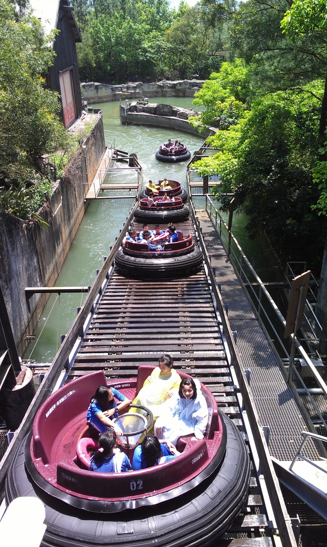 intamin-big-canyon-rapids-ride-leofoo-4