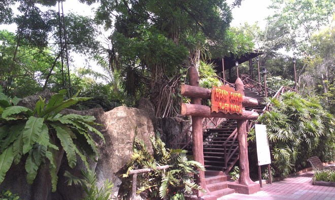 grand-canyon-river-rapids-sunway-lagoon-7