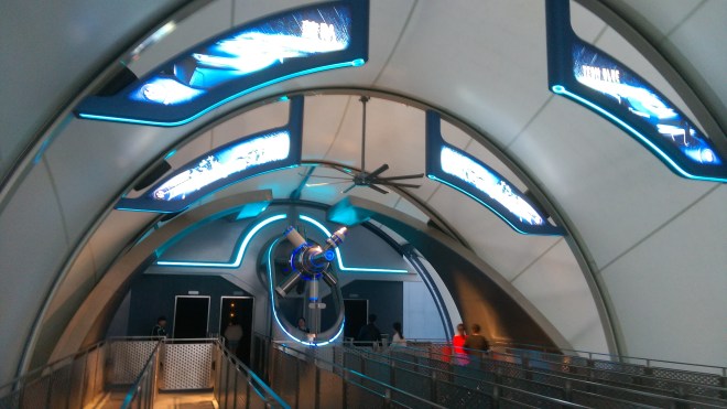 Tron Lightcycles Power Run Shanghai Disneyland (1)