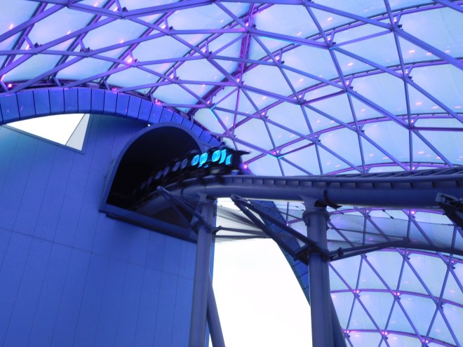 Tron Lightcycles Power Run Shanghai Disneyland (23)