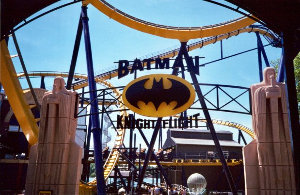 Batman Knight Flight, longest Floorless Coaster in the world : Part 5 of our Floorless Coaster&nbsp;Series